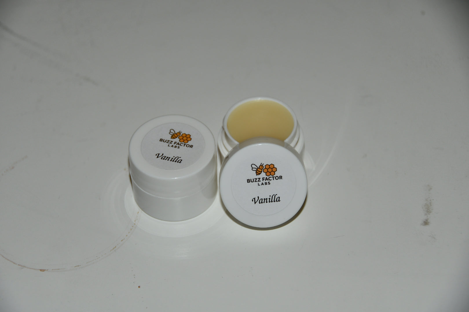 Lip balm tub